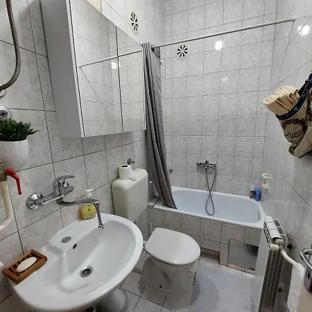 Honey Free Parking * サラエヴォ